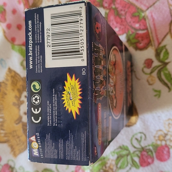 Vintage Bratz Boy Shoes in box - Picture 4 of 4